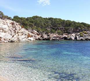 Kleine Bucht hinter Cala Fornells