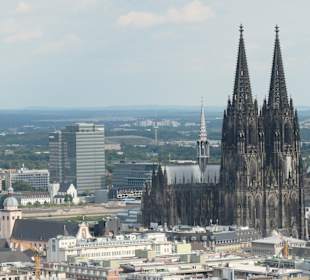 Ausblick vom Osman30 im 30.Stockwerk von Köln-Turm