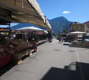 Markt in Dongo