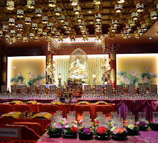 Buddha Tooth Relic Temple