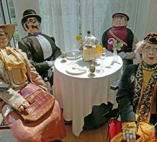 Kaffeekränzchen in früherer Zeit