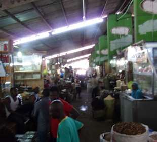 Im Kariakoo Market