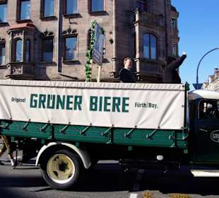 Grüner LKW Tucher Brauerei Fürth