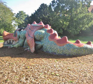 Nordwall - die Drachenskulptur