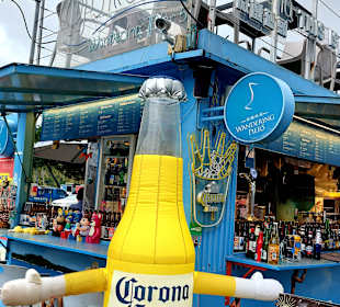 Yanping Riverside Park - Dadaocheng Wharf Containe