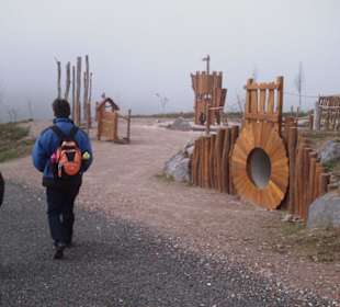 Abenteuer-Spielplatz vor der Rodelbahn