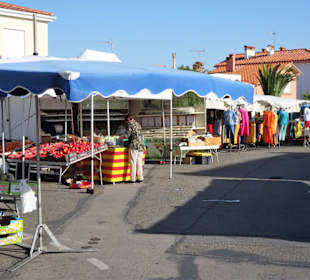 Impressionen vom Wochenmarkt Saint-Cyprien-Plage
