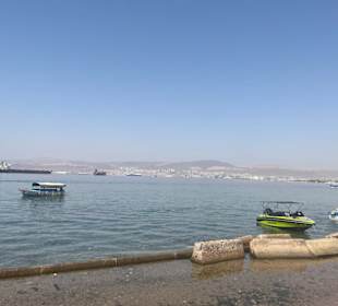 An der Promenade vor der Festung