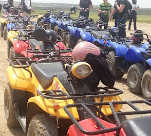 20 Quads auf Tour