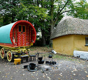 Bunratty Castle and Folk Park