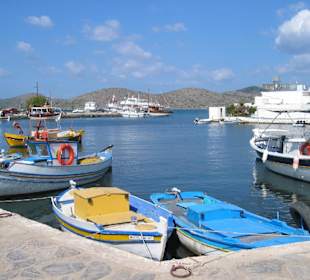 Hafen von Elounda