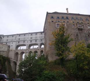 Schloss mit Mantelbrücke