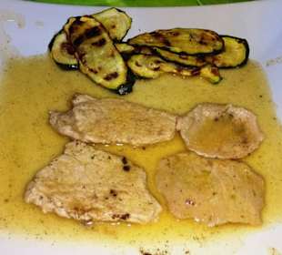 Scaloppine al limone in dünner , nicht gut abgesch