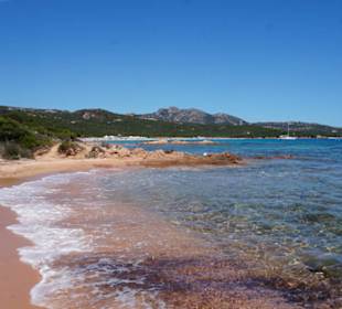 Kleine einsame Flecken am Strand