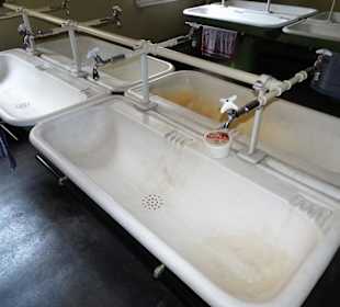 Waschbecken der Industriearbeiter