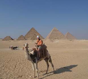 Zu Pyramidenpanoramma per "Wüstenschiff" 