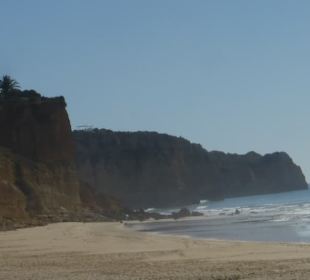 Der Sandstrand Praia de Porto de Mós