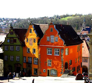 Farbenpracht der Häuser