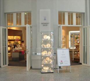 Eingang zur Schauwerkstatt /Porzellanmanufaktur