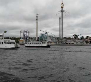 Blick vom Boot zu Gröna Lund