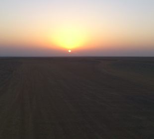 Sonnenaufgang in der Wüste