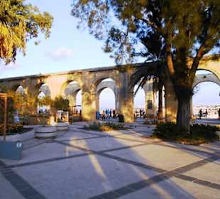 Upper Barrakka Gardens