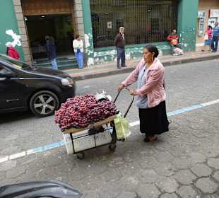 Jeder verkauft irgendwas