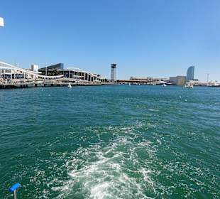 Abfahrt zur Hafenrundfahrt