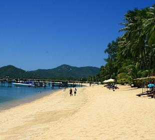 Strand Maenam beim Hotel Pinnacle Samui