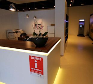 Center & Tourismus Information