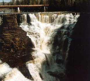 Kakabeka Falls