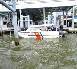Mit dem Hop and Hop Boot Bangkok entdecken
