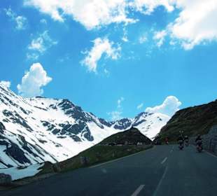 Entlang der GG-Strasse