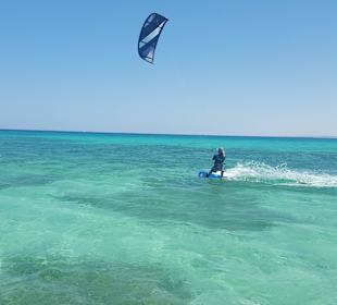 Kitesurfer - Karibikfeeling in Hurghada