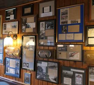 Beim Café Windbeutelgräfin in Ruhpolding