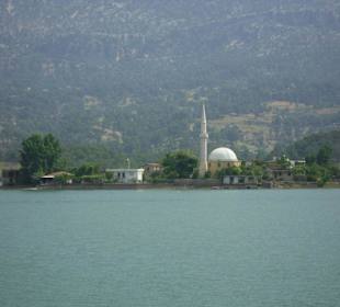Bootsfahrt auf dem Stausee
