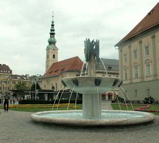 Kiki-Kogelnik-Brunnen "Gesang"