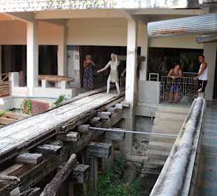 Beim Bau der Todesstrecke