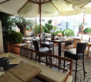 Blick auf die Terrasse des Traubenwirtes