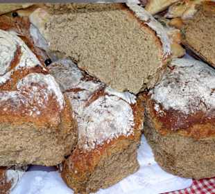 Beim Bäcker auf dem Grünmarkt