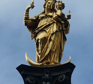 Maria, die Patrona Bavariae auf der Mariensäule