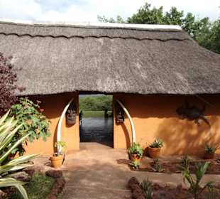 Auf dem Gelände der Firma Mukuni Safaris