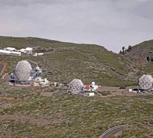 Lauter Observatorien, hier die Gammastrahlenfänger