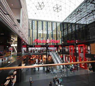 Innenausstattung Einkaufszentrum