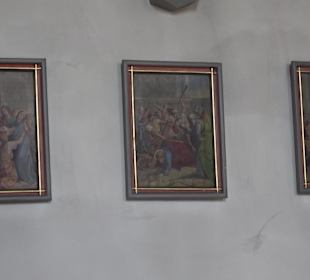 Bitte beschreiben Sie, was auf Ihren Bildern zu se