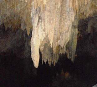Tropfsteingebilde in der Höhle