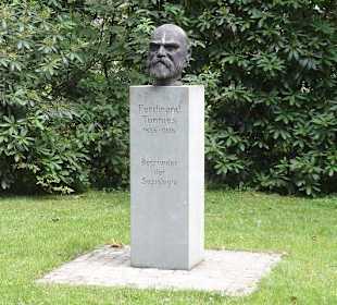 Büste von Ferdinand Tönnies