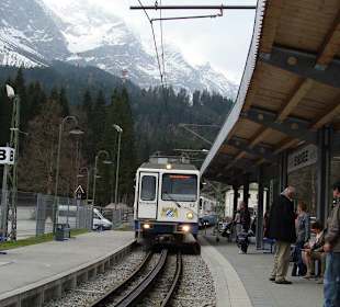 Die Zahnradbahn kommt