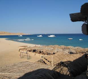 Auf der Insel Mahmya