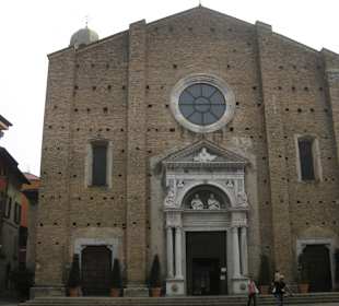 Der  Der Dom Santa Maria Annunziata in Salo